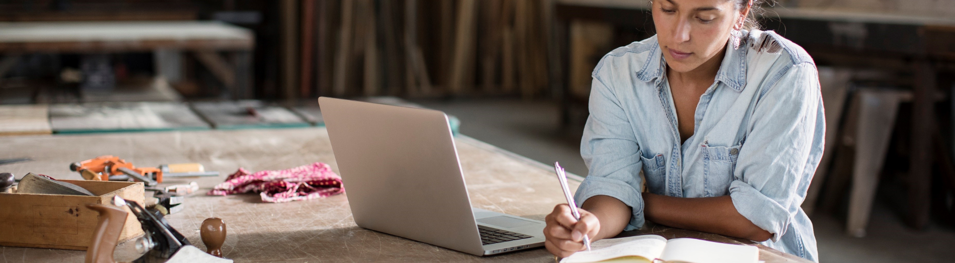 Gestión de Clientes y Ventas